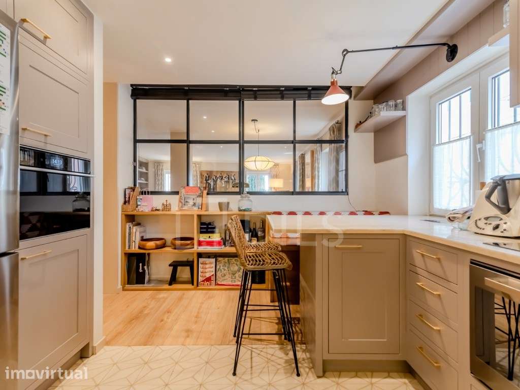Apartamento T5 + 1 no coração da Lapa - Grande imagem: 5/30