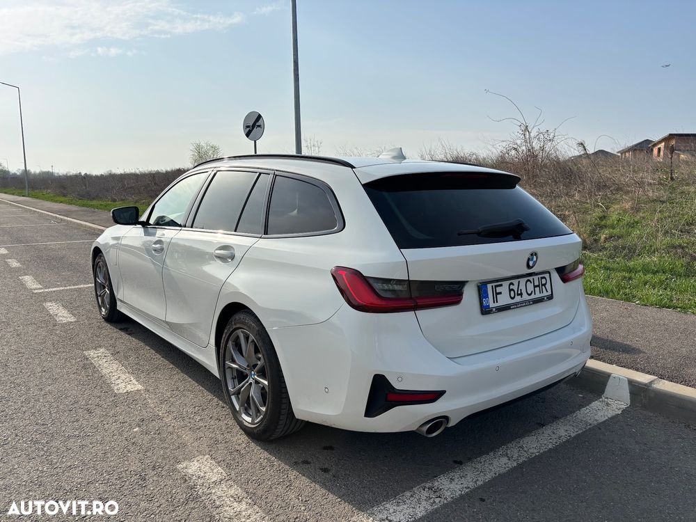 BMW Seria 3 330e Aut. Sport Line - 27