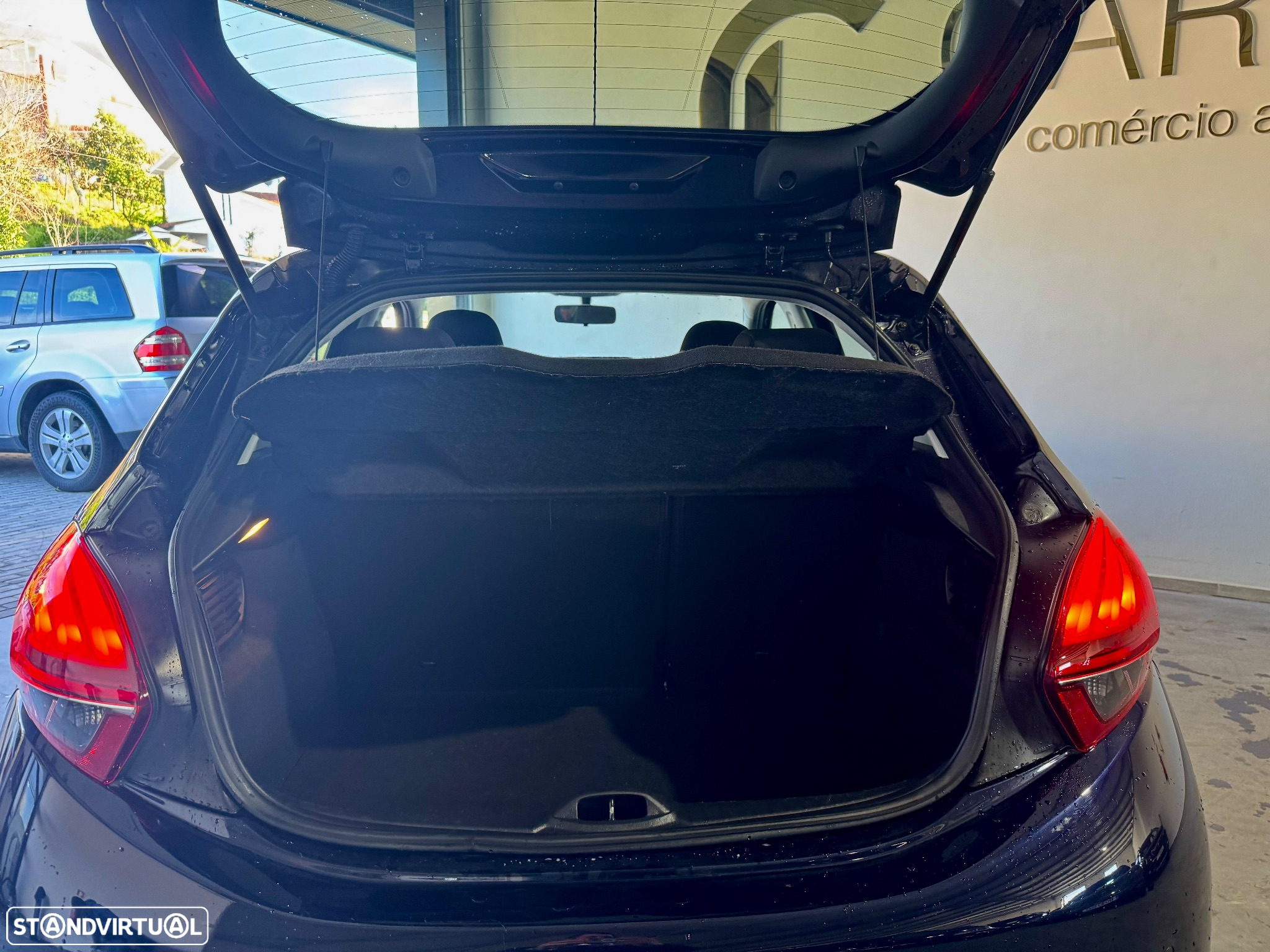 Peugeot 208 1.2 PureTech Style - 14