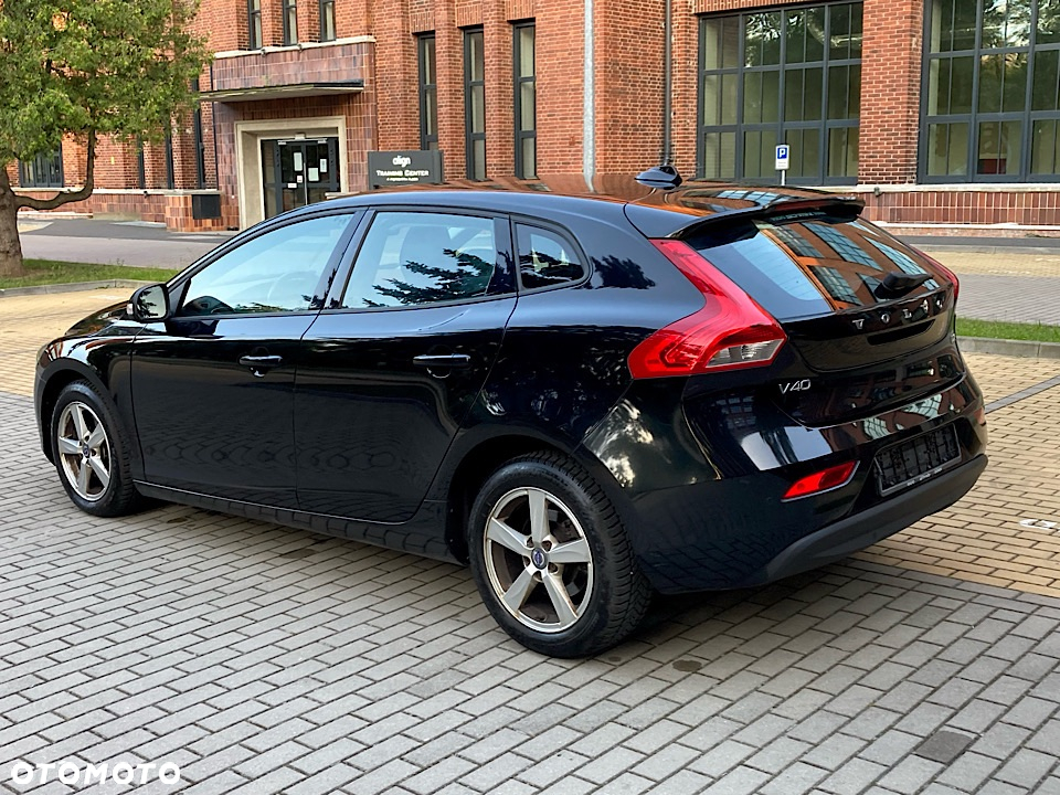 Volvo V40 - 9