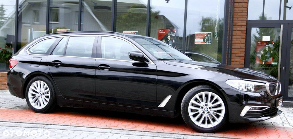 BMW Seria 5 520d xDrive Luxury Line - 3