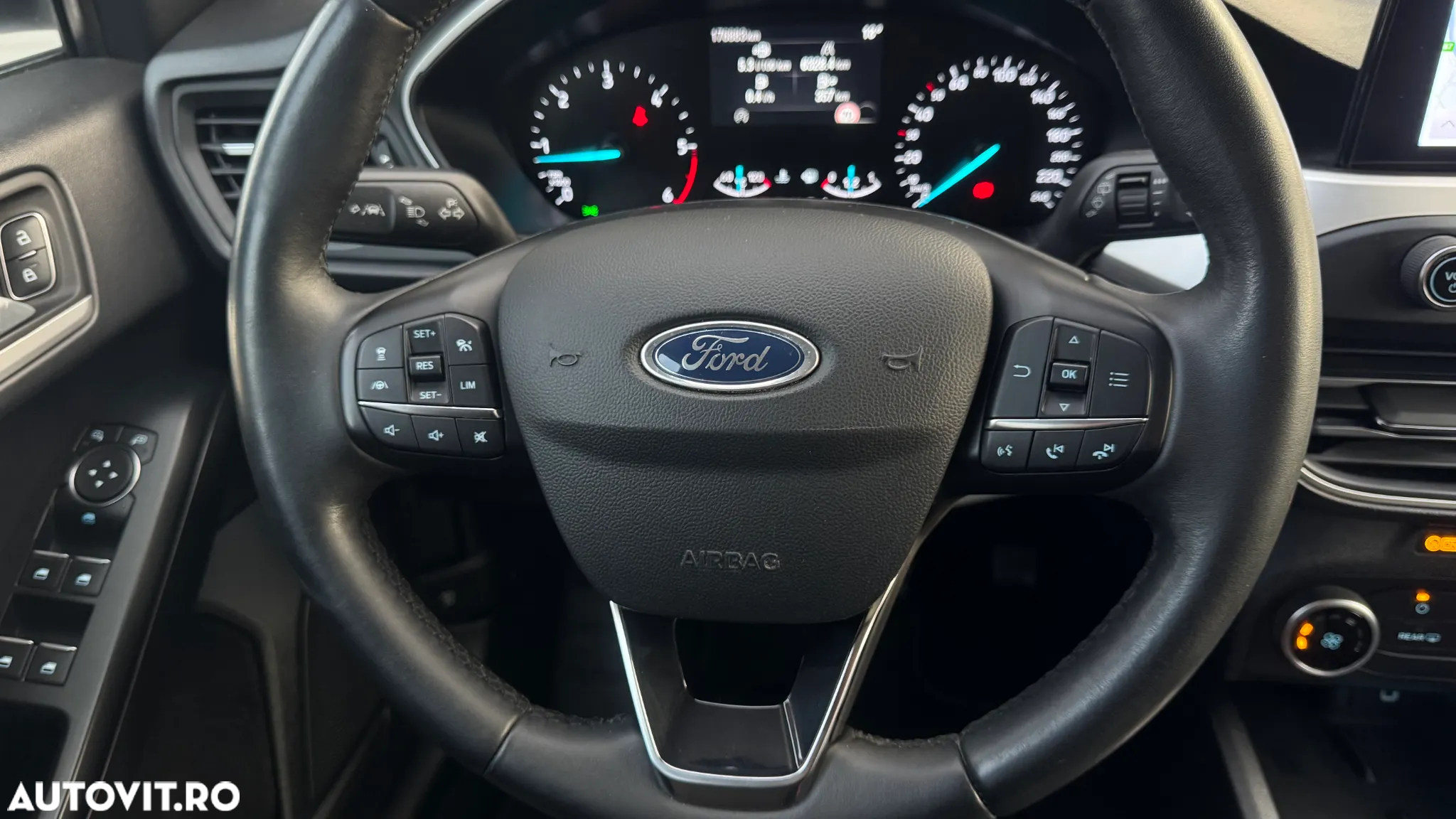 Ford Focus 1.5 EcoBlue Start-Stopp-System Aut. ACTIVE STYLE - 11