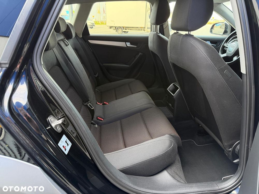 Audi A4 Allroad 2.0 TDI Quattro - 28