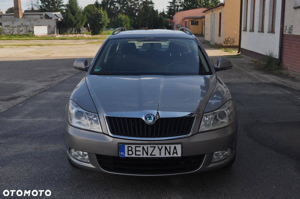 Skoda Octavia 1.2 TSI DSG IMPULS EDITION - 2