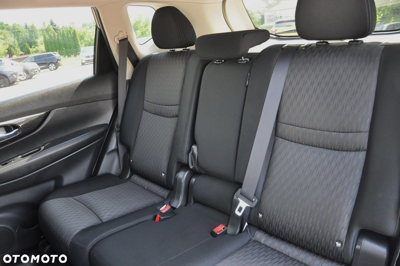 Nissan X-Trail 1.6 DCi N-Connecta 4WD - 16