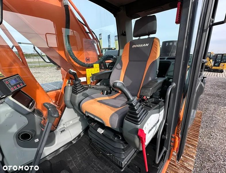 Doosan DX 300 LC-3 - 26