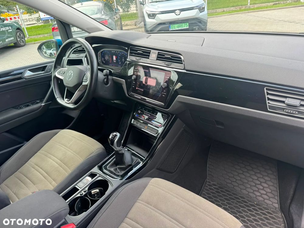 Volkswagen Touran 1.5 TSI EVO Highline - 12