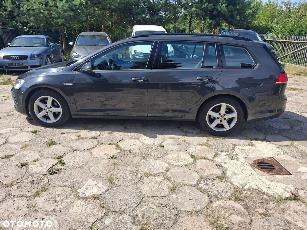 Volkswagen Golf 1.6 TDI BlueMotion Trendline - 10