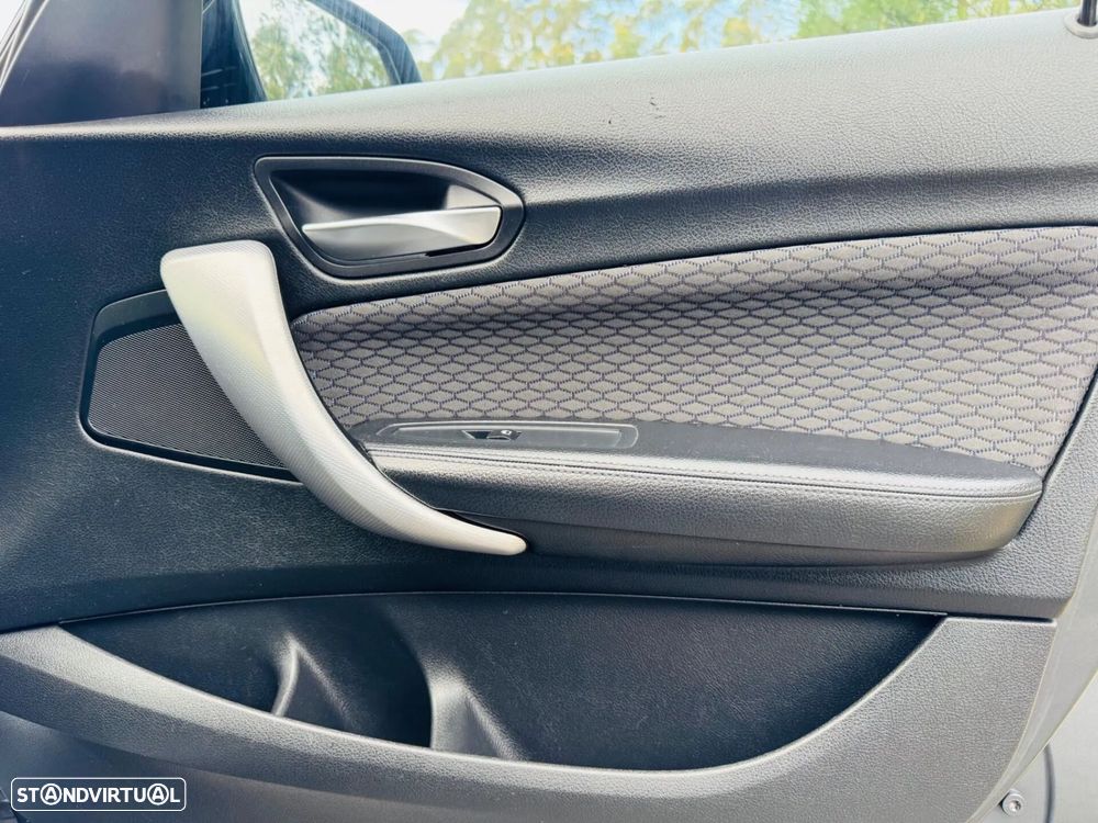BMW 118 d Pack M — fotografia 27