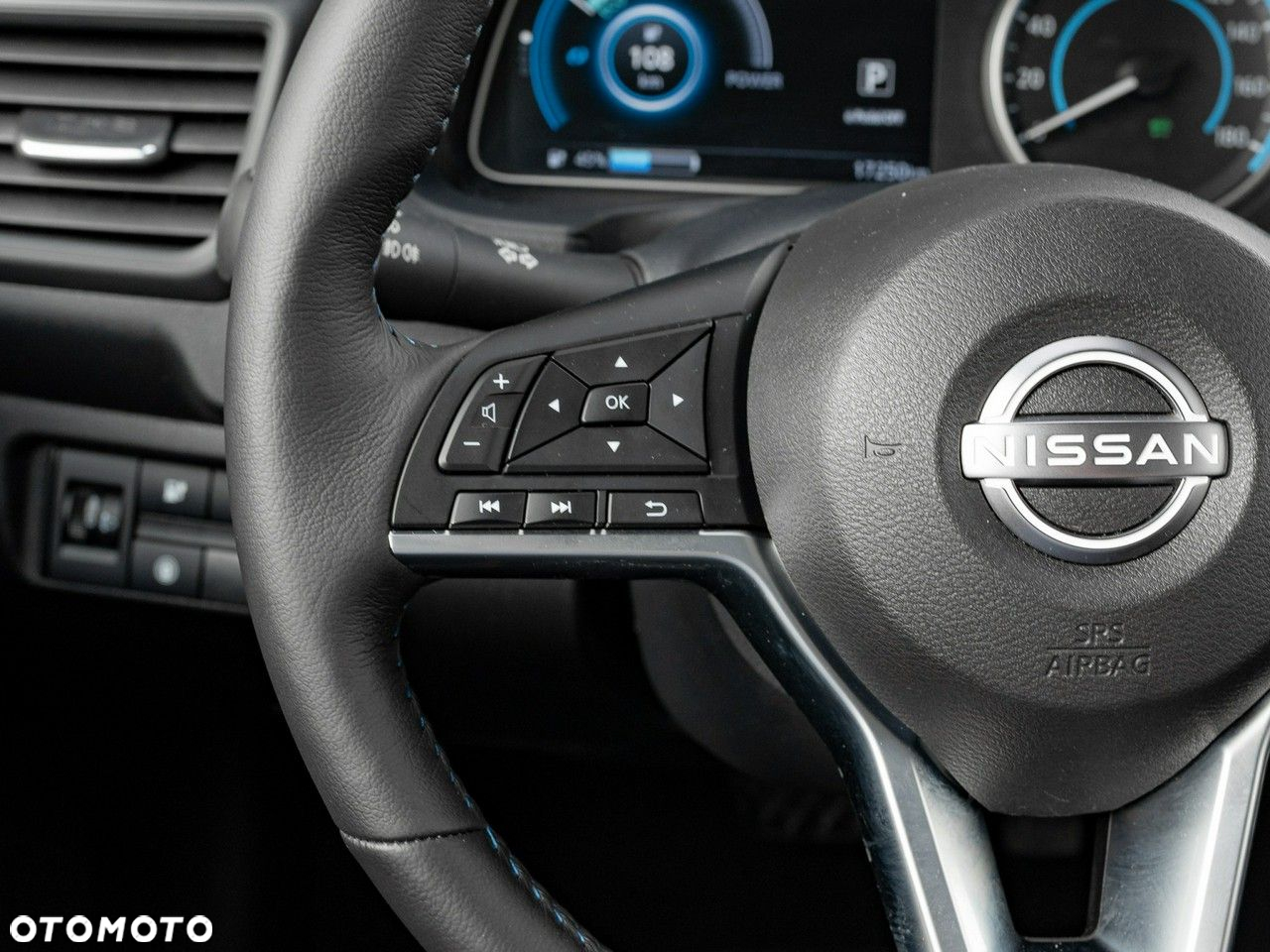 Nissan Leaf - 17