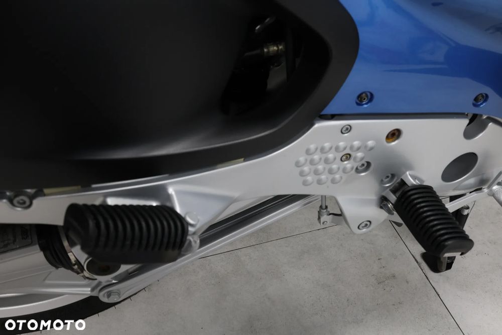 BMW RT - 25