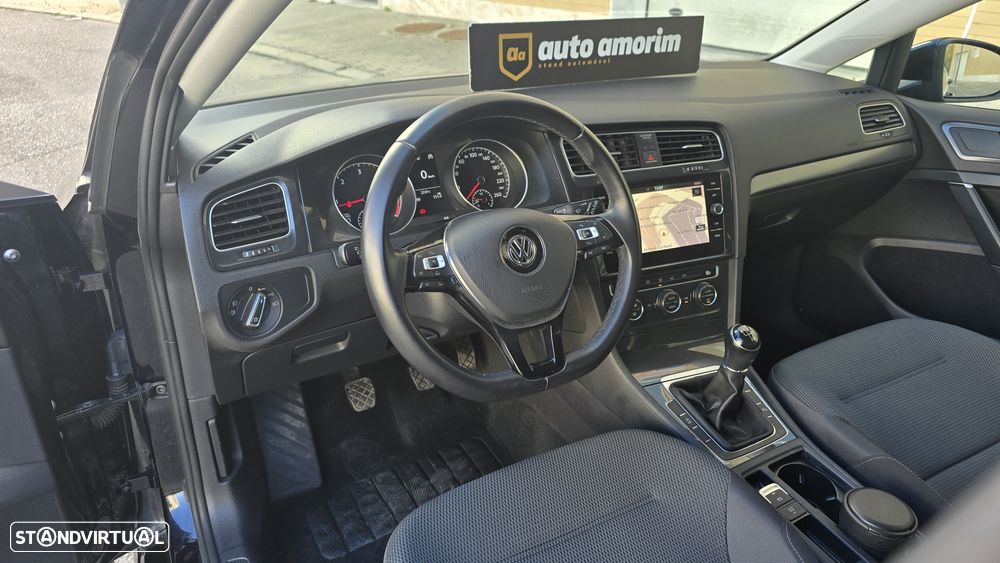 VW Golf 1.6 TDI Confortline - 17