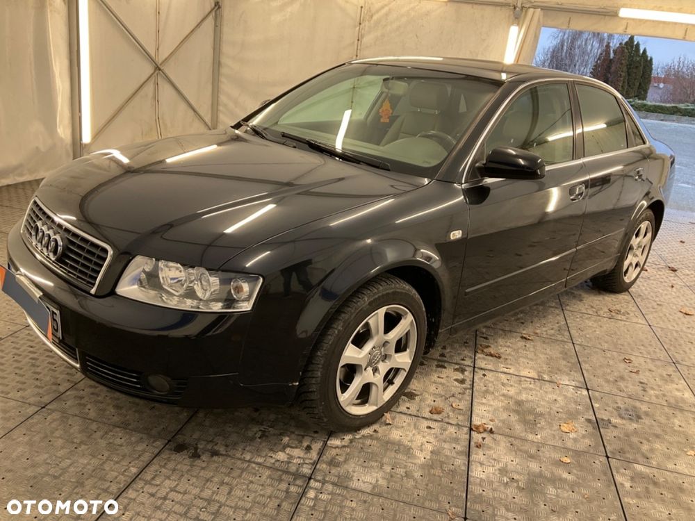 Audi A4 Limousine - 14