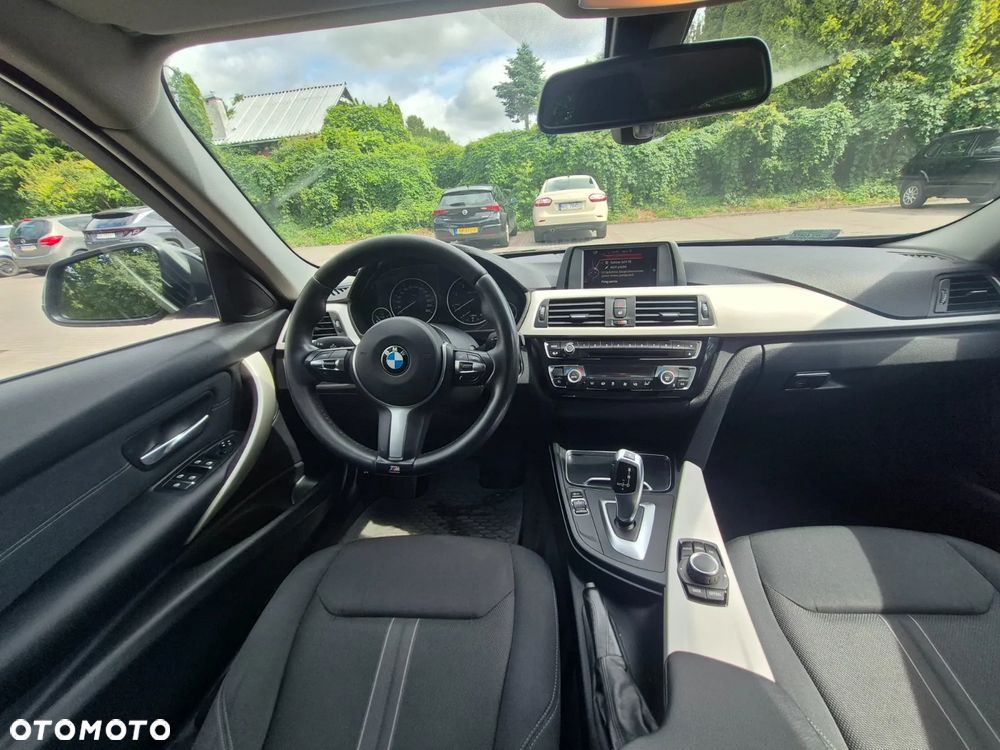 BMW Seria 3 316d - 12