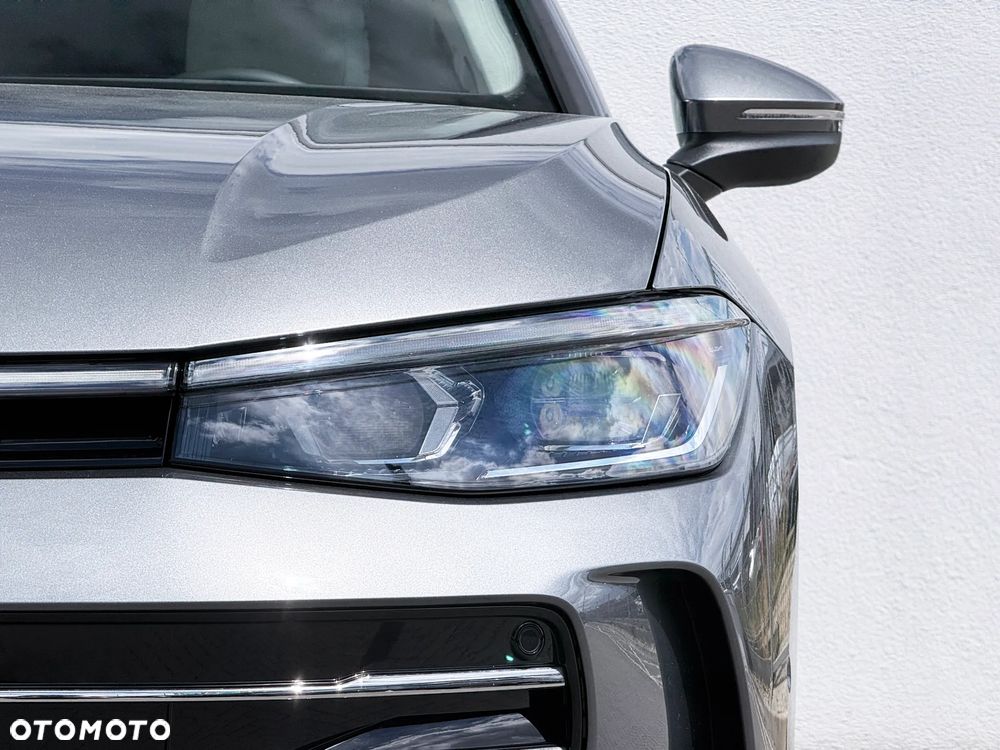 Volkswagen Passat 2.0 TDI EVO Elegance DSG - 9