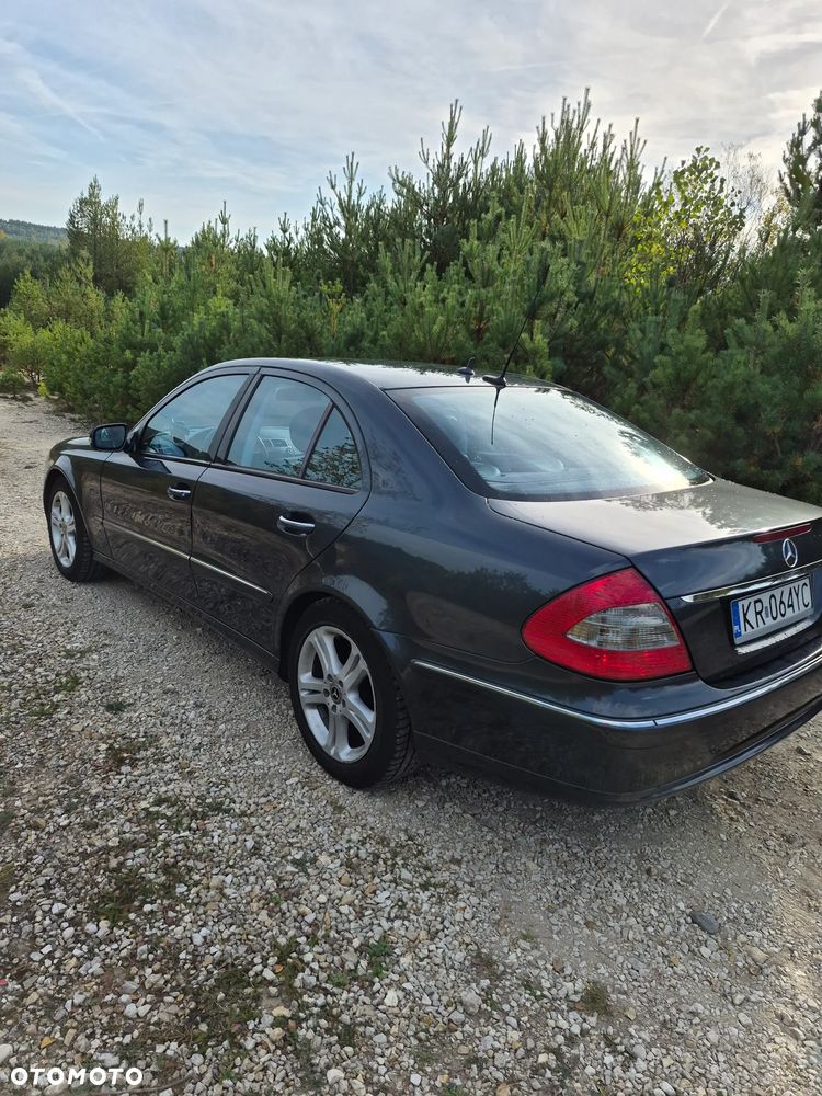 Mercedes-Benz Klasa E - 11