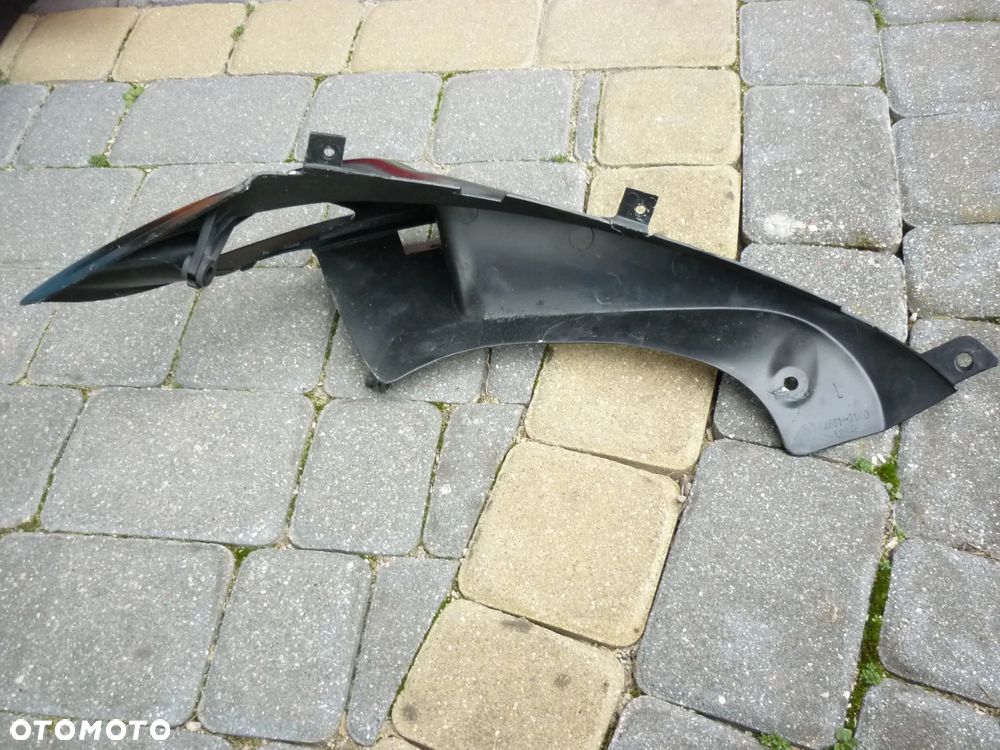 Stelaż lampy Suzuki GSX R 600 K5 - 33