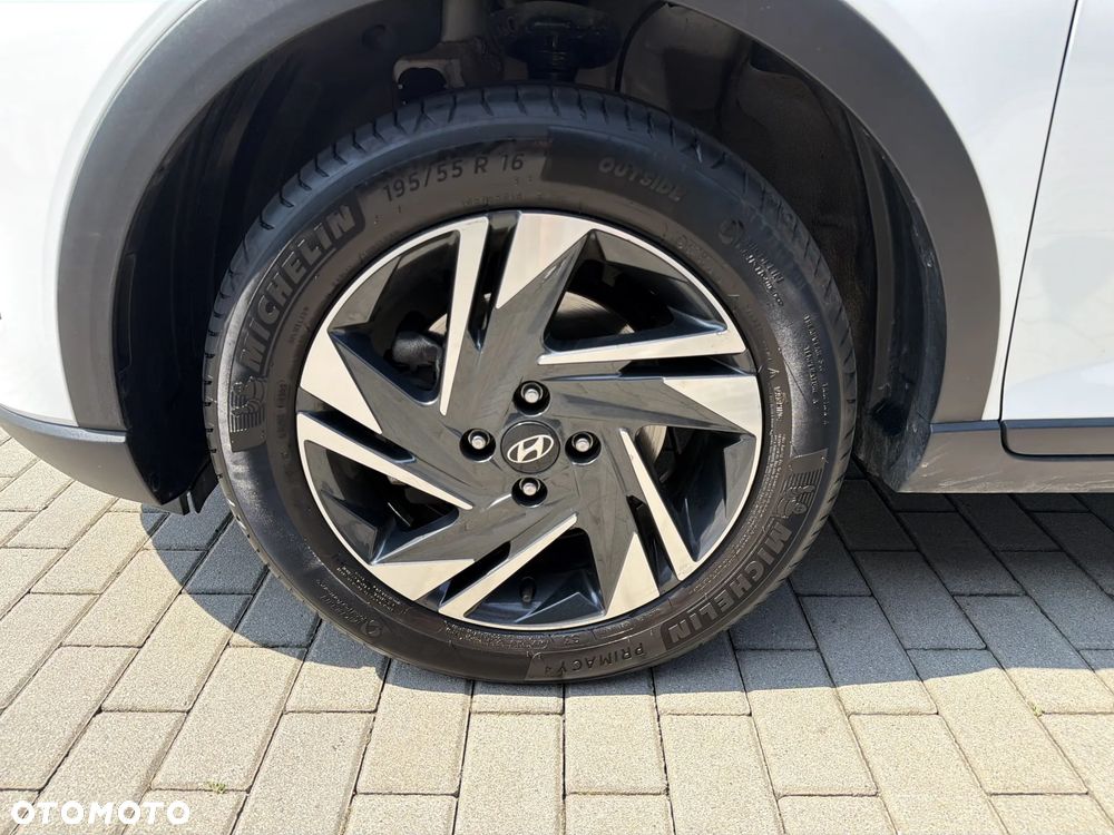 Hyundai Bayon 1.0 T-GDI Smart - 19