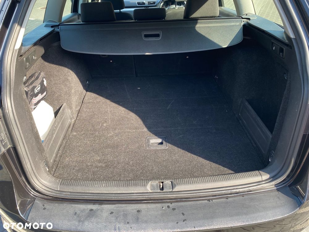 Volkswagen Passat - 6