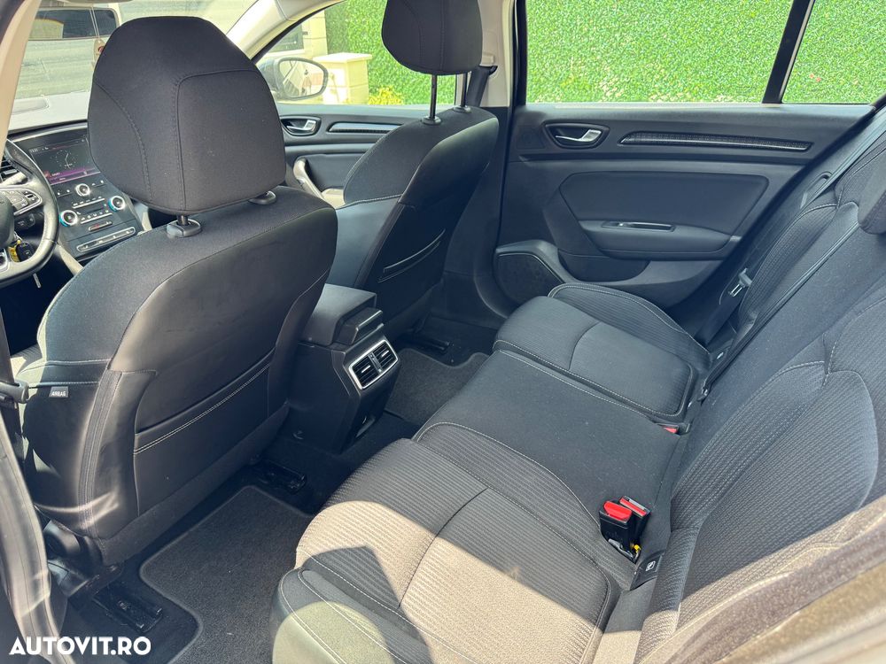 Renault Megane ENERGY TCe 100 INTENS - 9