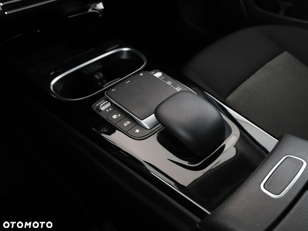 Mercedes-Benz Klasa A 250 E 8G-DCT - 30