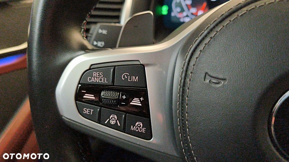 BMW Seria 8 M850i xDrive - 20