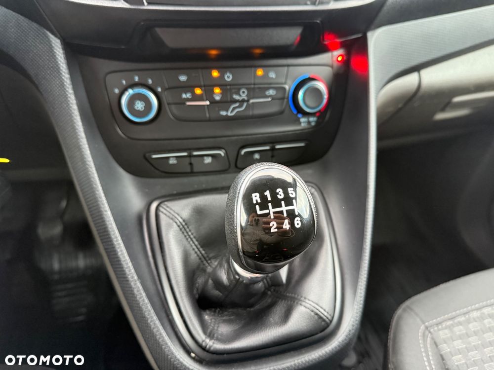 Ford Transit Connect L2 - 14