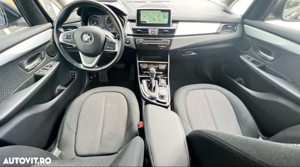 BMW Seria 2 218i Aut. Luxury Line - 6