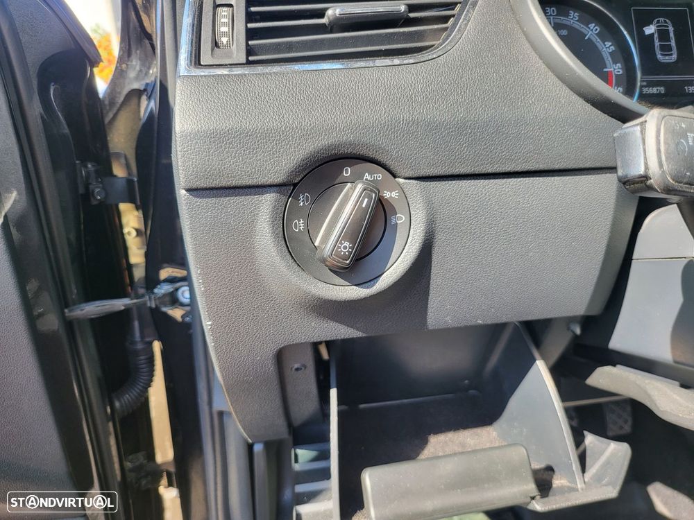 Skoda Octavia 2.0 TDI Style - 11