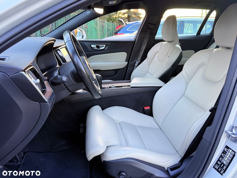 Volvo V60 D3 Inscription - 19