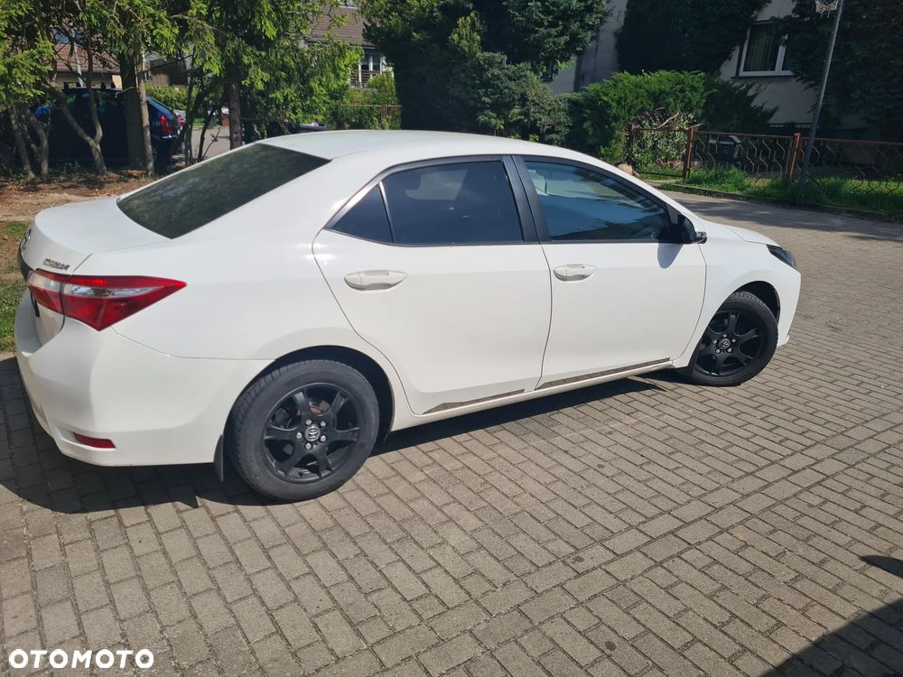 Toyota Corolla 1.6 Active - 17