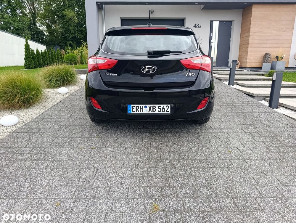 Hyundai i30 1.4 Base - 14