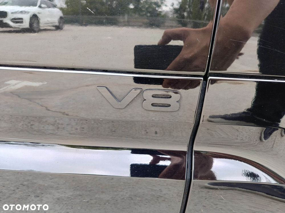 Land Rover Defender - 6