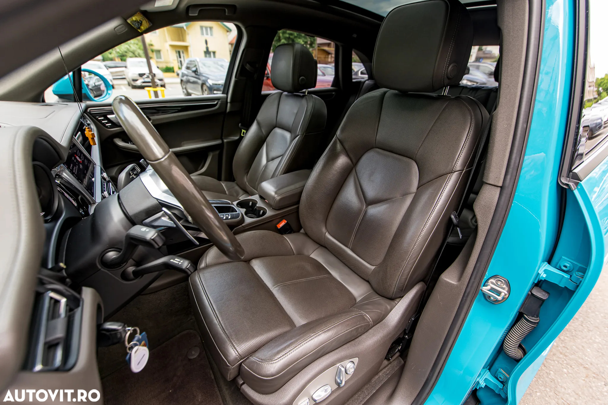 Porsche Macan Standard - 24