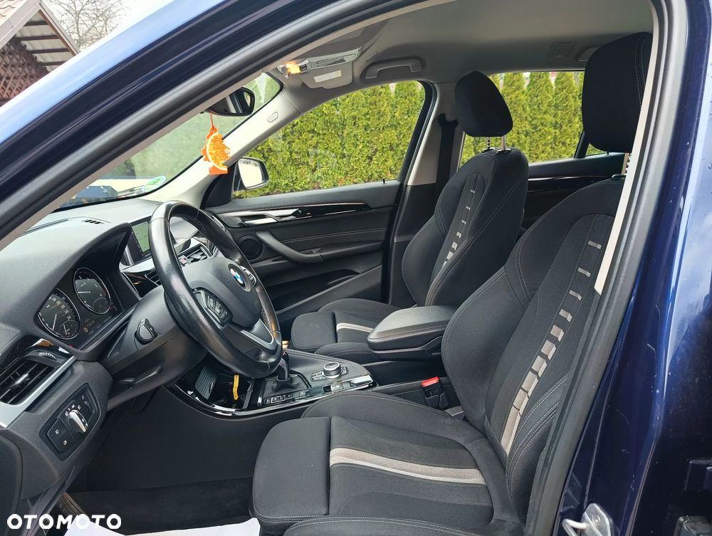 BMW X1 xDrive18d Sport Line - 24