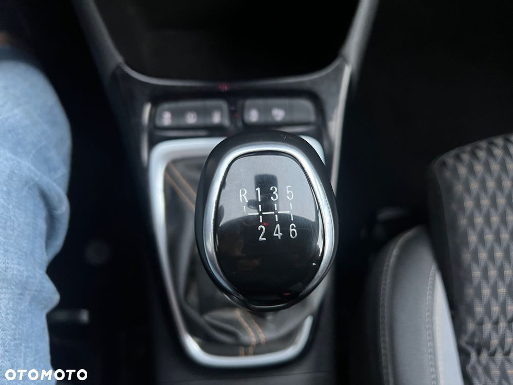 Opel Crossland X - 32