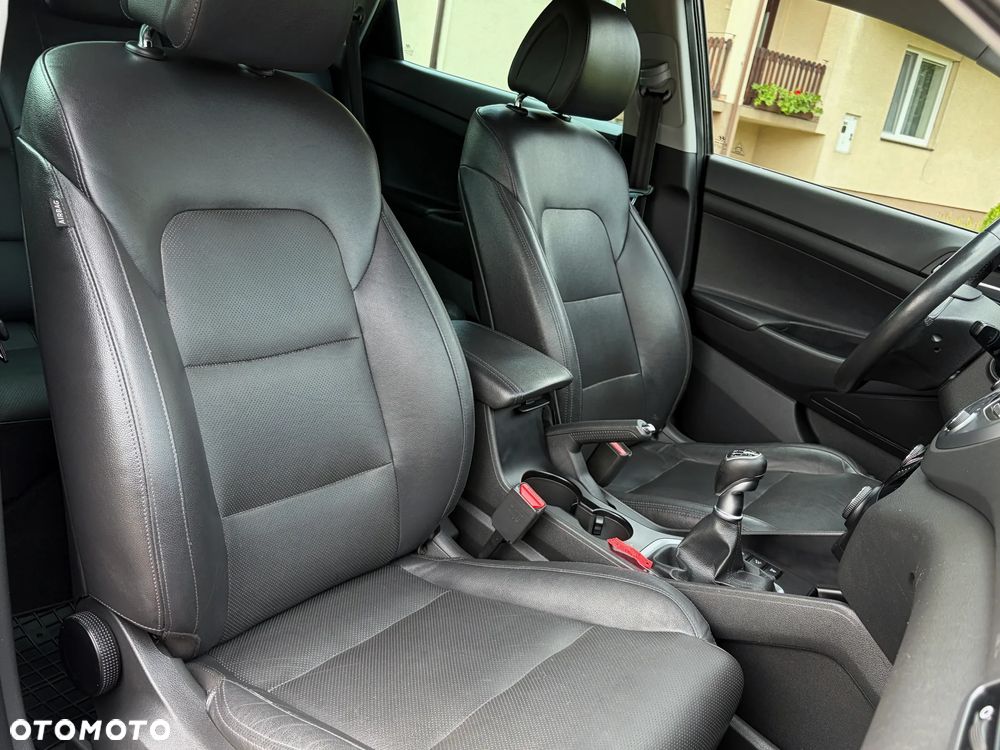 Hyundai Tucson blue 1.7 CRDi 2WD Advantage - 24
