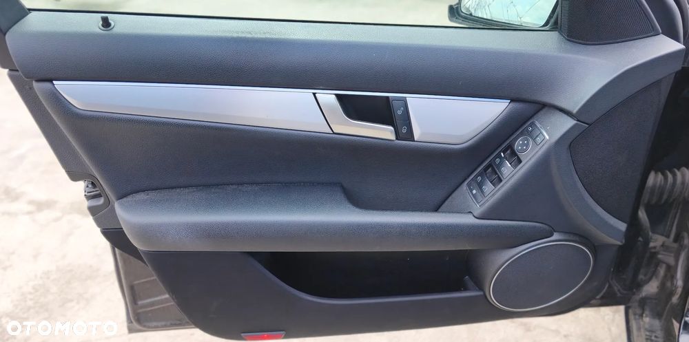 MERCEDES C-KLASA W204 12r KOMBI FOTELE KANAPA KOMPLET BOCZKI - 5