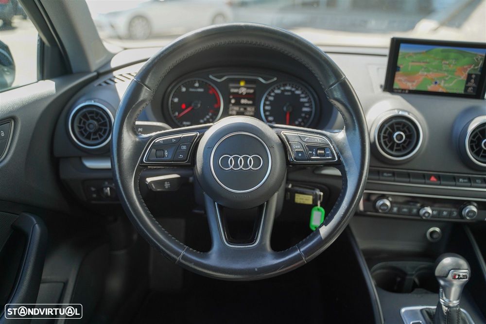 Audi A3 Limousine 1.6 TDI S tronic - 17