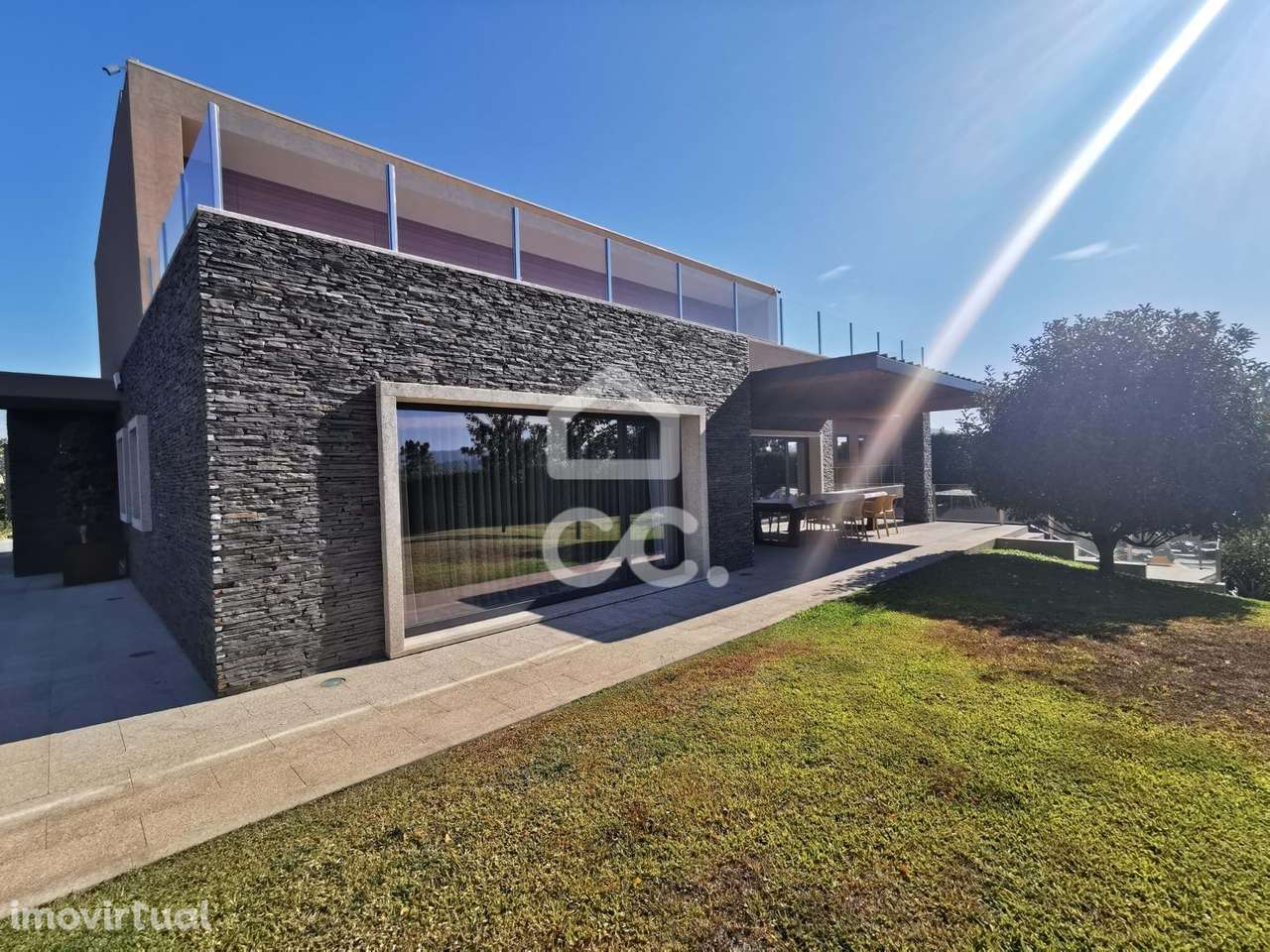 Moradia Individual V4, Aveleda, Lousada - Grande imagem: 3/48