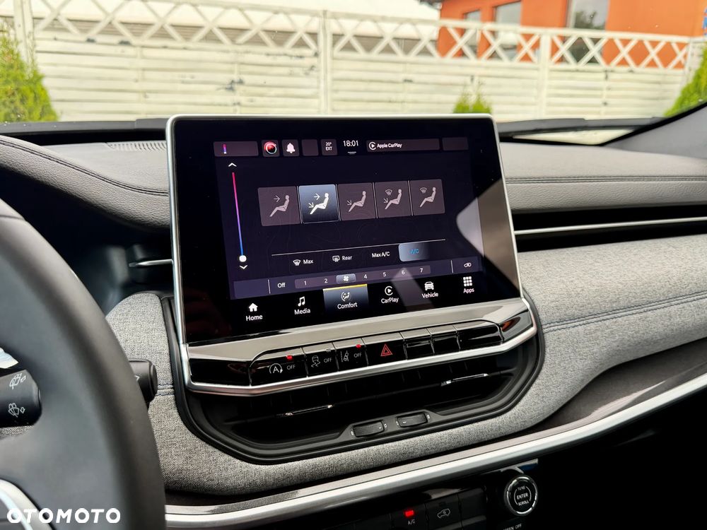 Jeep Compass - 16