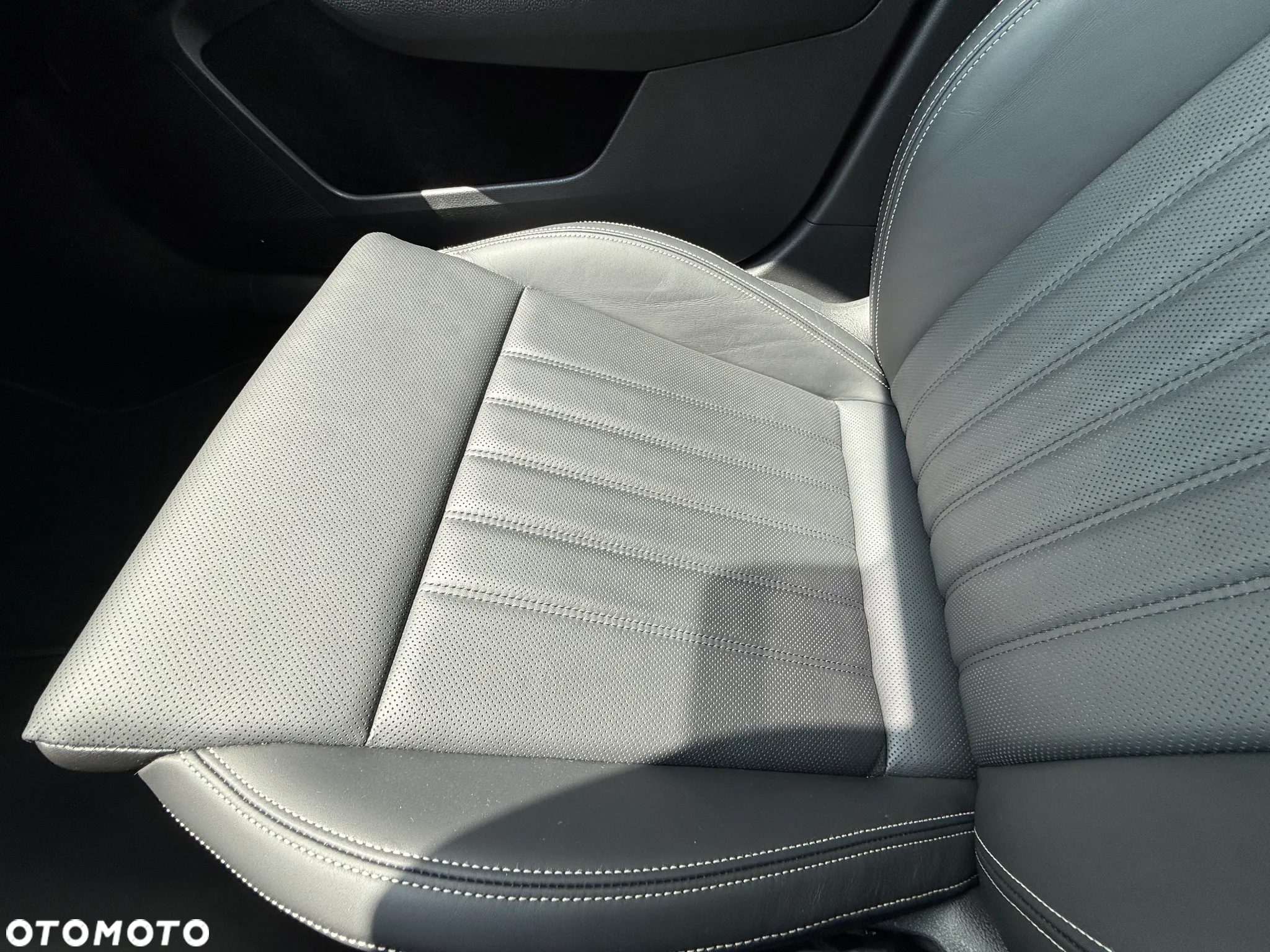 Skoda Superb 2.0 TDI SCR 4x4 L&K DSG - 22