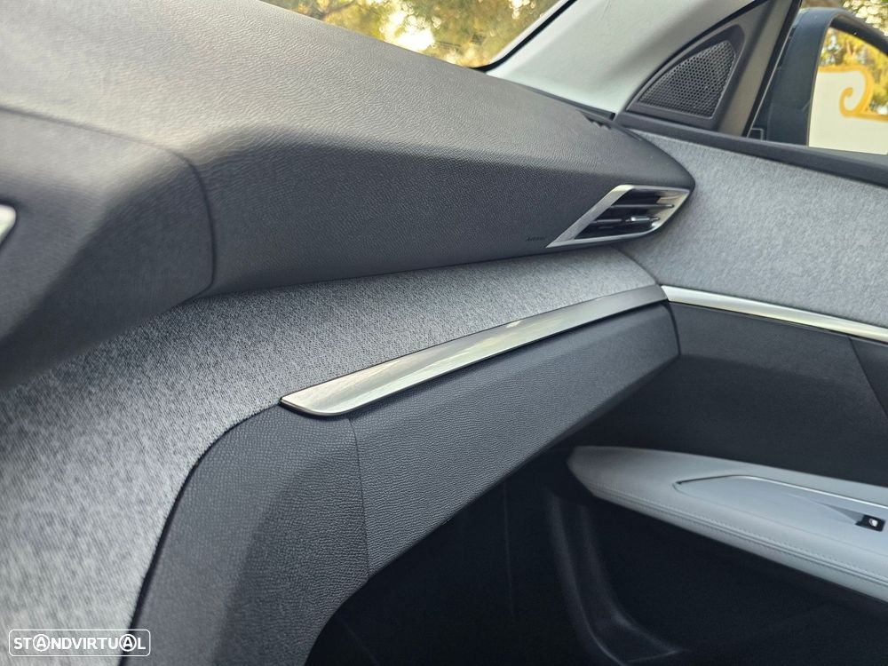 Peugeot 3008 1.5 BlueHDi Allure EAT8 - 15