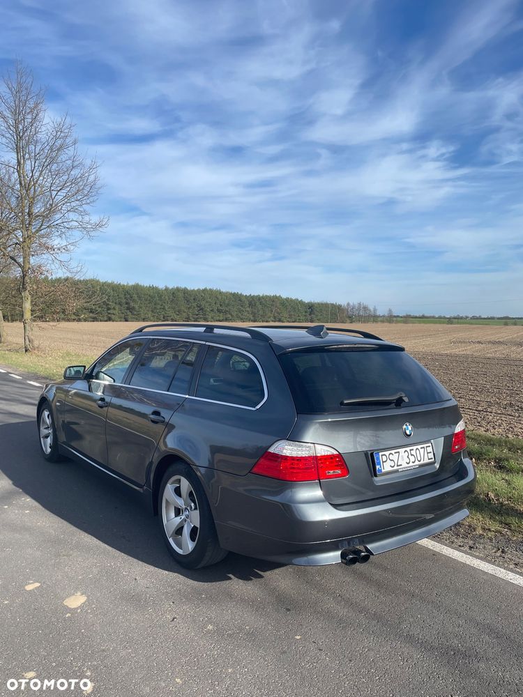 BMW Seria 5 525i - 5