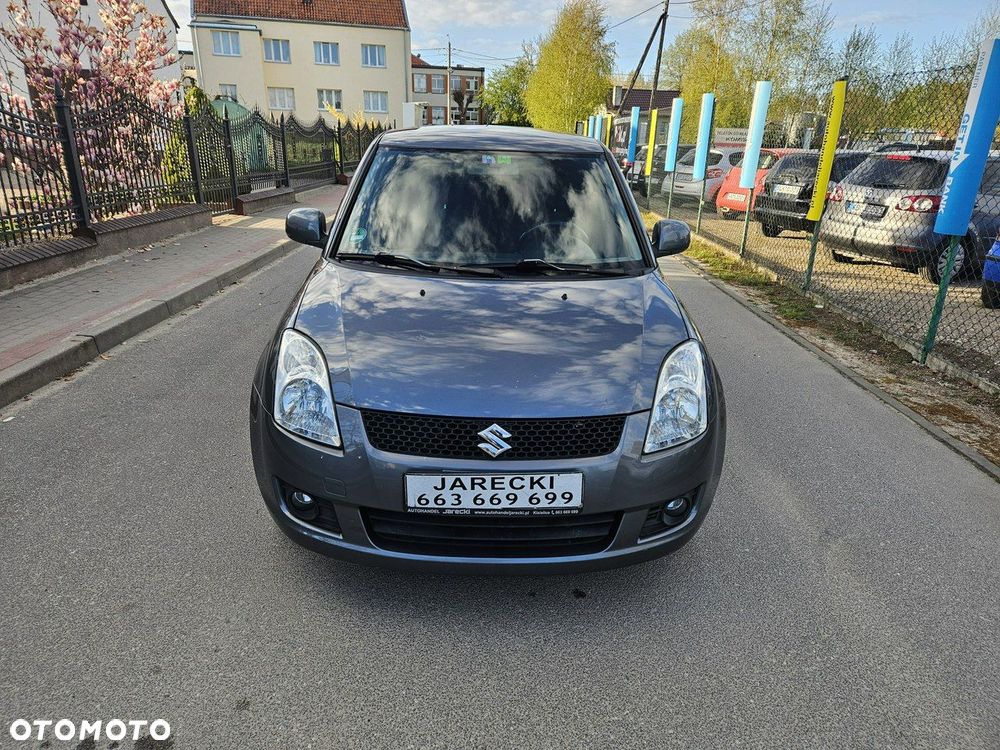 Suzuki Swift 1.3 GS / Premium 4WD - 2