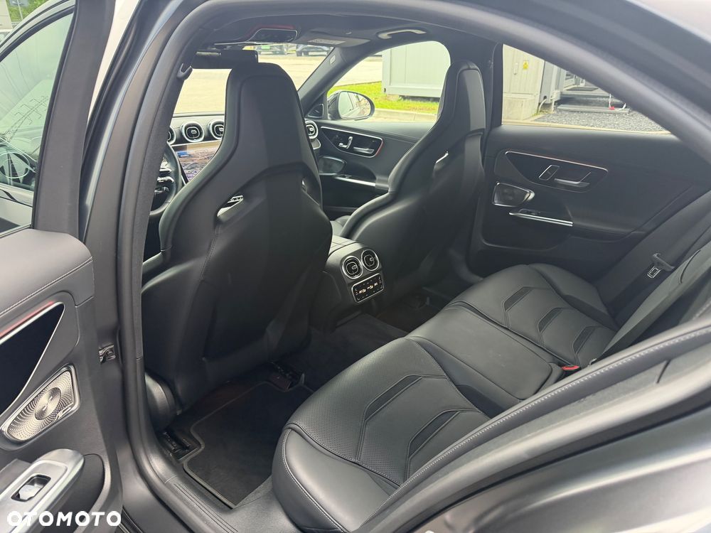 Mercedes-Benz Klasa C AMG 63 S E Performance PHEV 4-Matic - 10