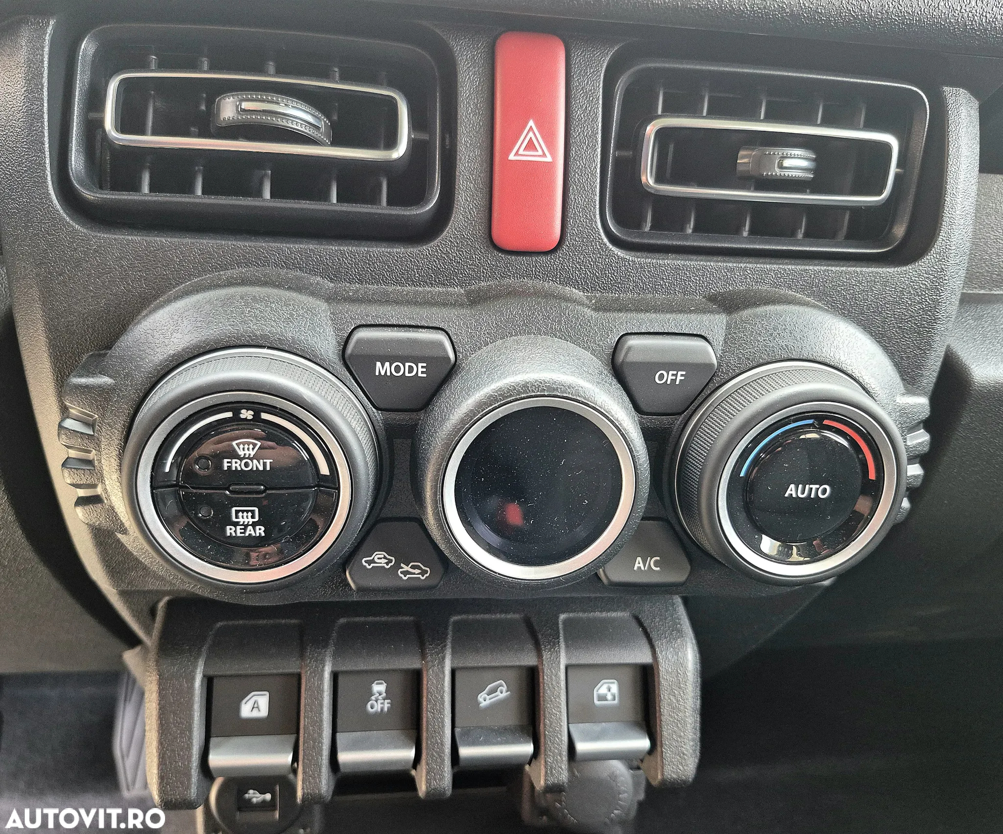 Suzuki Jimny 1.5 ALLGRIP GLX AT - 23