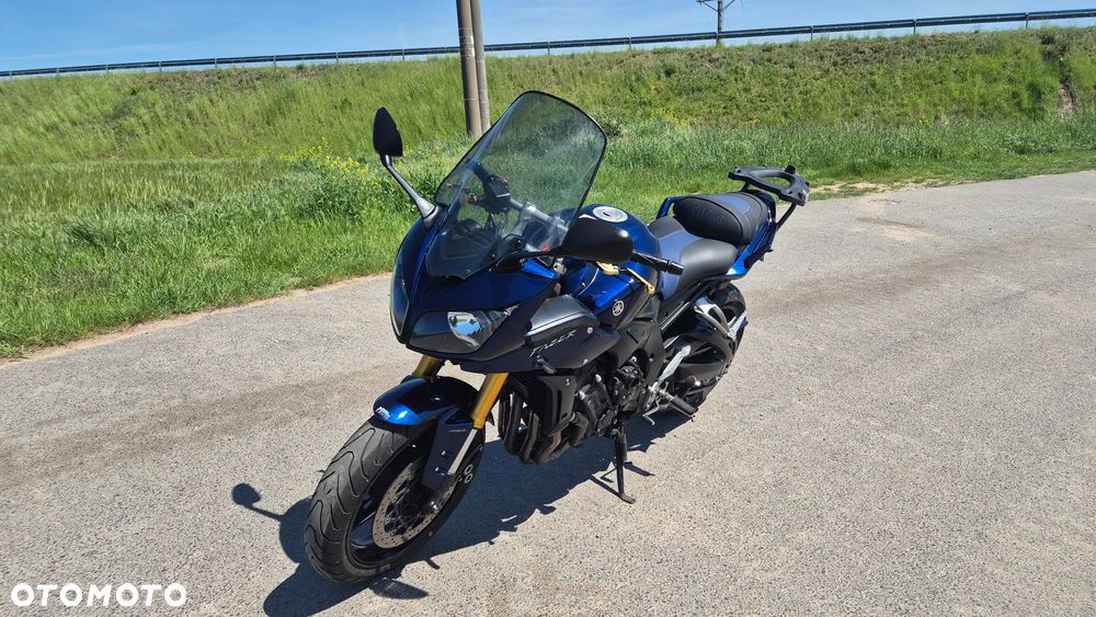 Yamaha FZ - 4