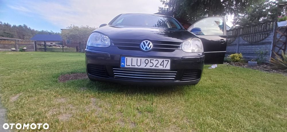 Volkswagen Golf 1.9 TDI DPF Comfortline - 3