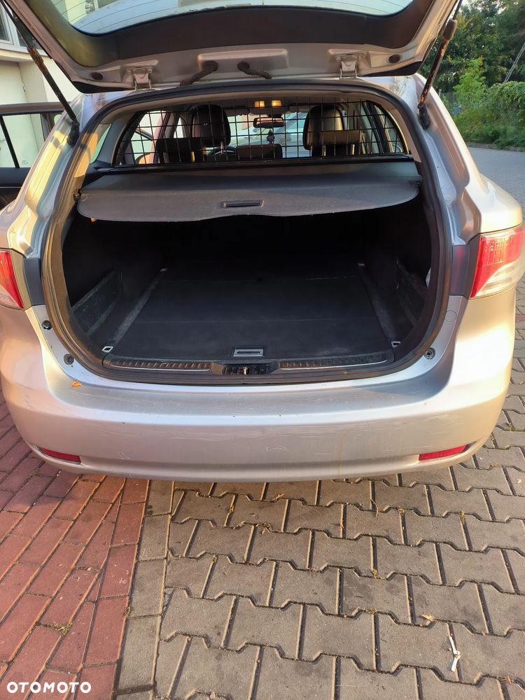Toyota Avensis 2.0 D-4D Platinium - 10
